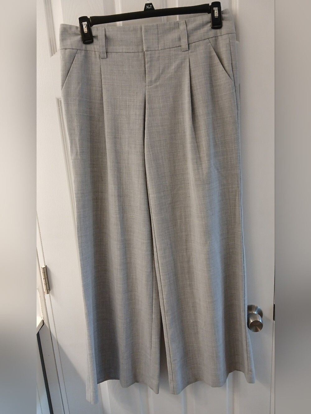 Body by Victoria “Eva Fit” Wide‑Leg Slacks – Size 10 Tall – Light Gray – GUC